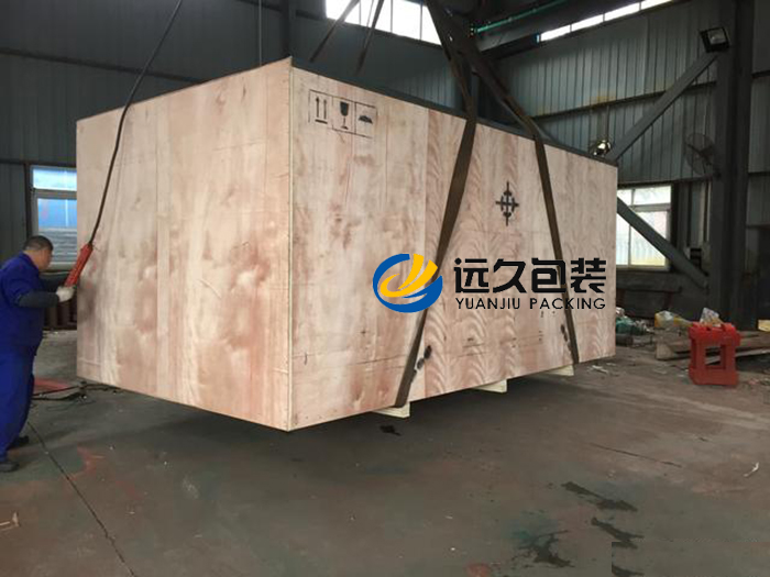 包裝木箱的設計需要慎重而全面地考慮設備安全搬移裝卸